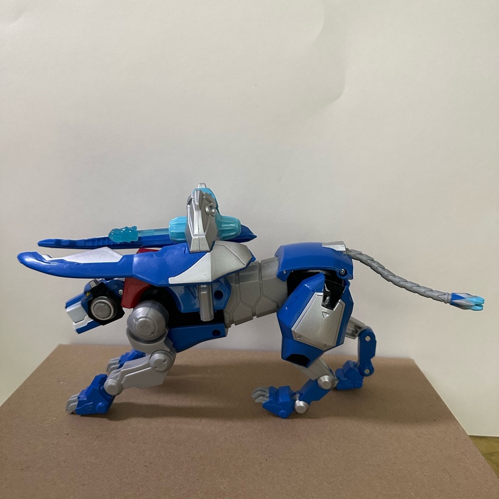 Voltron 2017 Playmates Legendary Blue Lion Toy